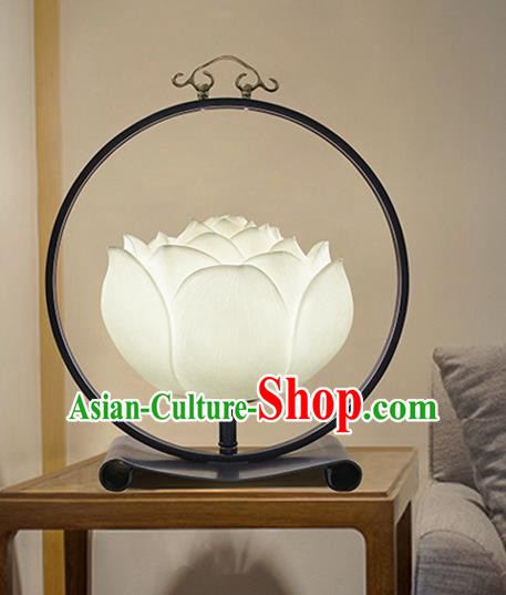 China Handmade White Lotus Table Lamp Traditional Iron Art Home Decorations Spring Festival Desk Lantern