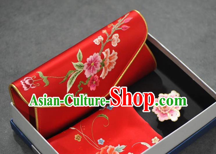 Chinese Traditional Suzhou Embroidery Accessories Embroidered Red Silk Scarf and Handbag Brooch
