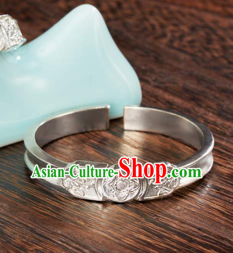 China Qing Dynasty Jewelry Accessories Ancient Court Princess Carving Flowers Silver Bracelet