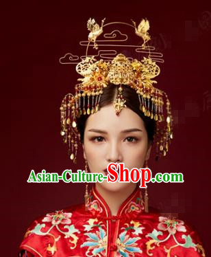 China Traditional Wedding Golden Phoenix Coronet Ancient Bride Hair Accessories Tassel Hairpins Earrings