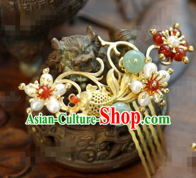 China Wedding Pearls Plum Hair Comb Traditional Xiuhe Suit Hair Accessories Ancient Palace Goldfish Hairpin