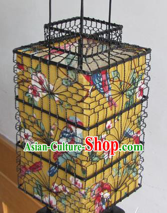 Chinese Outdoor Classical Printing Flowers Yellow Quadrate Palace Lantern Traditional Handmade Ironwork Ceiling Lamp