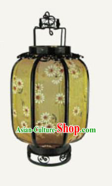 Chinese Classical Printing Daisy Yellow Palace Lantern Traditional Handmade New Year Ironwork Ceiling Lamp