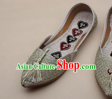 Asian Nepal National Handmade White Embroidered Shoes Indian Traditional Folk Dance Leather Shoes for Women