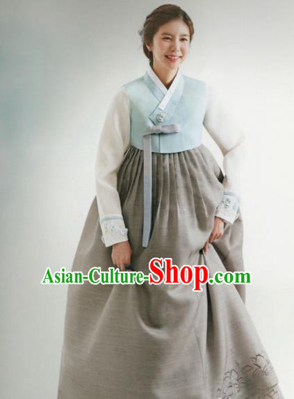 Korean Traditional Hanbok Wedding Mother Blue Blouse and Grey Dress Outfits Asian Korea Fashion Costume for Women