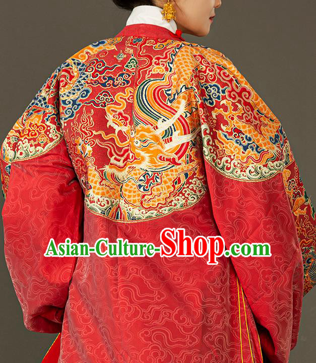 Traditional Chinese Ming Dynasty Royal Queen Red Embroidered Dress Ancient Court Empress Costumes for Women