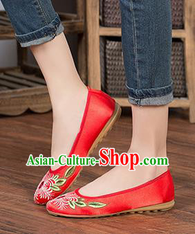 Chinese Traditional Embroidered Chrysanthemum Red Shoes Opera Shoes Hanfu Shoes Satin Shoes for Women