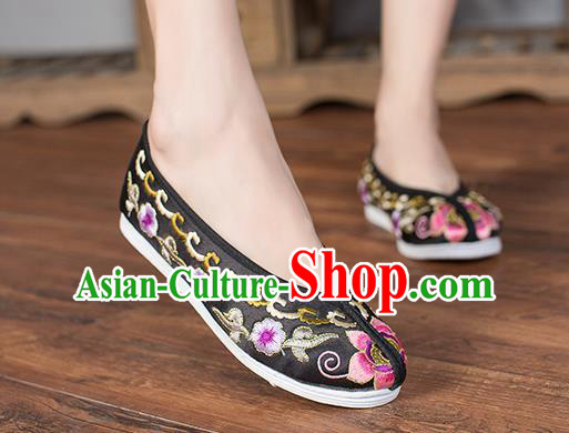Chinese Traditional Black Satin Embroidered Shoes Opera Shoes Hanfu Shoes Wedding Shoes for Women