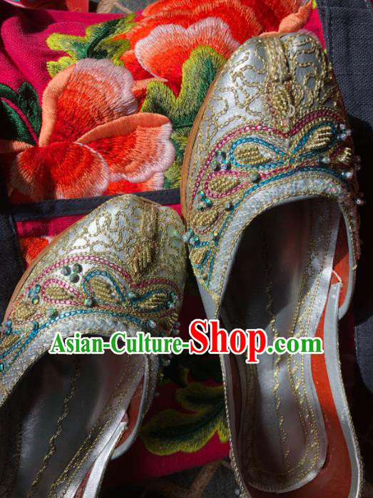 Asian India Traditional Beading Argent Shoes Indian Handmade Shoes for Women