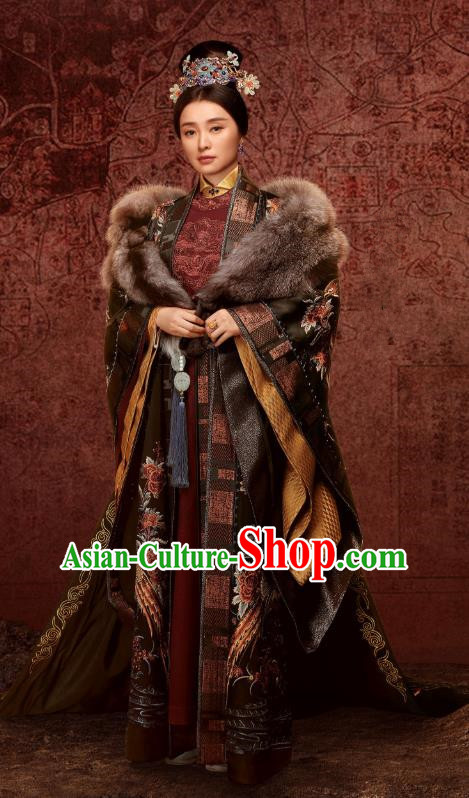 Chinese Drama Ancient Ming Dynasty Empress Dowager Zhang Yan Replica Costumes and Headpiece for Women