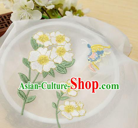 Chinese Traditional Embroidered Butterfly Flower White Chiffon Applique Accessories Embroidery Patch