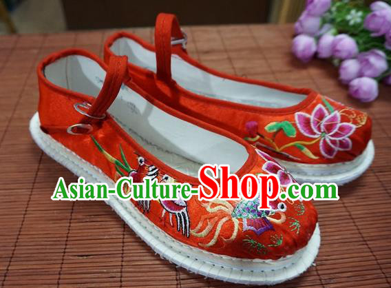 Traditional Chinese Ethnic Red Embroidered Shoes Handmade Yunnan National Shoes Wedding Shoes for Women