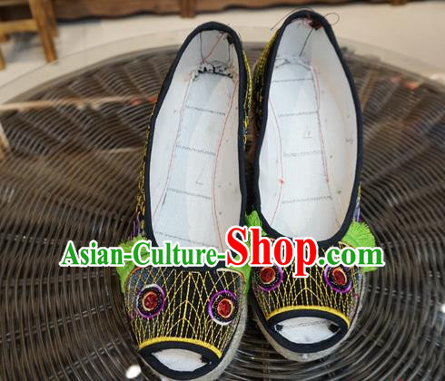 Traditional Chinese Handmade Ethnic Black Toe Sandals Yunnan National Shoes Embroidered Shoes for Women