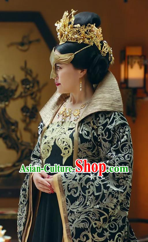 Chinese Ancient Empress Dowager Historical Drama Princess Silver Costume and Headpiece for Women