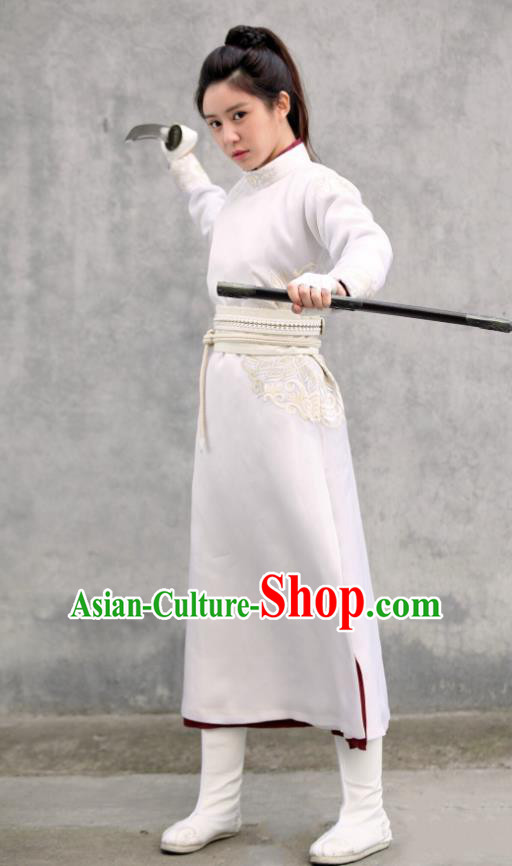 Chinese Ancient White Garment Ming Dynasty Swordswoman Dress Costumes and Headpieces Drama Legend of the Concubinage Xia Ping Apparels