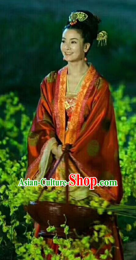 Chinese Ancient Royal Rani Garment Costumes and Headpieces Drama The World of Love Princess Consort Yuan Yuezheng Hanfu Dress