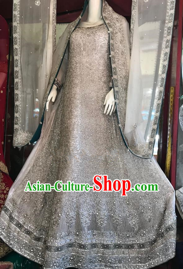 Indian Traditional Bride Grey Lehenga Exquisite Embroidered Dress Asian Hui Nationality Wedding Costume for Women