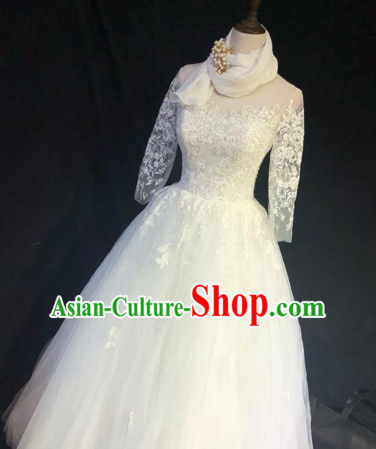Top Grade Bride Embroidered Lace Wedding Dress Bridal Full Dress Wedding Costume for Women