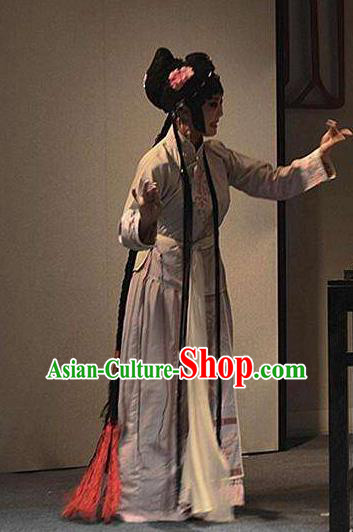 Chinese Kun Opera Xiaodan Apparels Costumes and Headpieces Duan Chang Ci Kunqu Opera Young Lady Dress Servant Girl Xiao Mei Garment