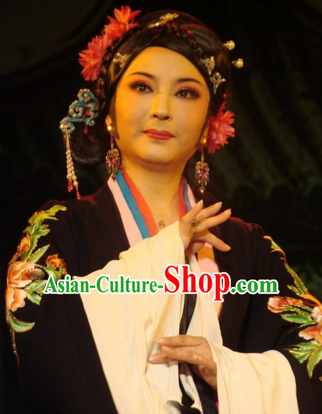 Chinese Shaoxing Opera Rich Dame Costumes and Headpieces Lions Roar Yue Opera Laodan Apparels Elderly Female Dress Garment