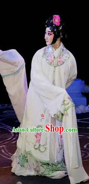 Chinese Beijing Opera Hua Tan Actress Apparels A Love Beyond Costumes and Headdress Traditional Peking Opera Huadan Dress Diva Qu Xiuxiu Garment