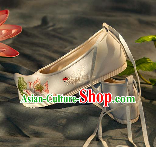 Chinese Handmade Blue Embroidered Shoes Traditional Ming Dynasty Female Bow Shoes Hanfu Shoes Ancient Princess Shoes
