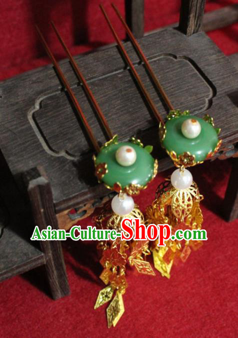Traditional Chinese Handmade Jade Hair Clip Ancient Queen Golden Tassel Hairpins Hair Accessories Headwear for Women