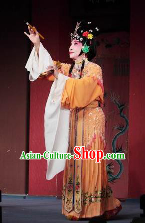 Chinese Sichuan Opera Actress Garment Costumes and Hair Accessories Yu He Qiao Traditional Peking Opera Hua Tan Ke Baozhu Orange Dress Apparels