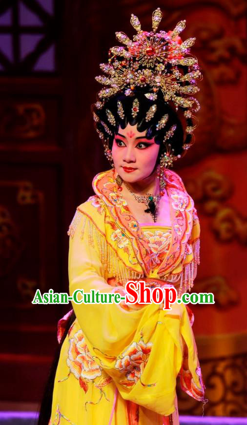 Chinese Cantonese Opera Empress Garment Costumes and Headdress Traditional Guangdong Opera Young Female Apparels Queen Dress