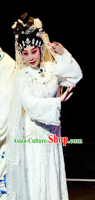 Chinese Cantonese Opera Young Female Garment Fu Shi San Sheng Meng Costumes and Headdress Traditional Guangdong Opera Hua Tan Apparels Actress White Dress