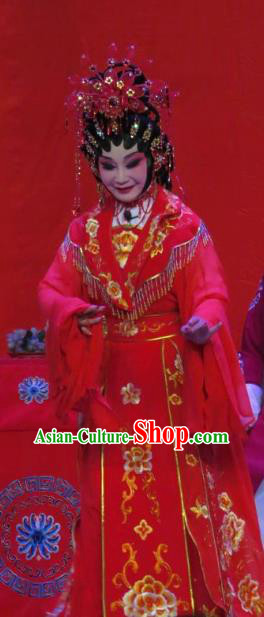 Chinese Cantonese Opera Bride Yang Chunhua Garment Wu Nv Bai Shou Costumes and Headdress Traditional Guangdong Opera Diva Apparels Actress Red Dress