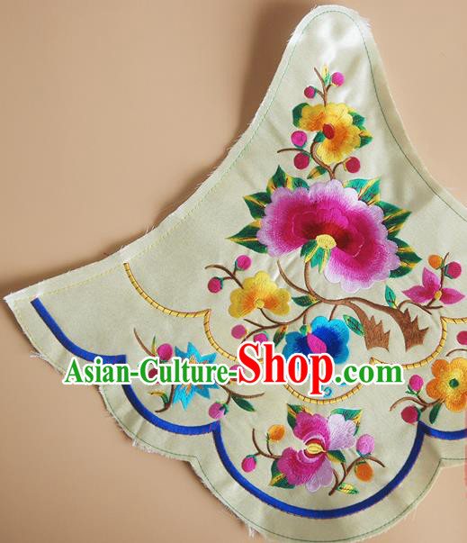 Chinese Traditional Embroidered Flowers Beige Patch Decoration Embroidery Applique Craft Embroidered Bellyband Accessories