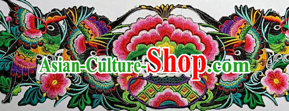 Chinese Traditional Embroidered Pine Birds Pattern Patch Decoration Embroidery Craft Embroidered Accessories