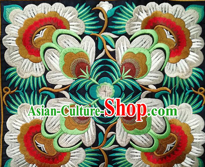 Chinese Traditional Embroidered Flowers Pattern Patch Decoration Embroidery Craft Embroidered Accessories