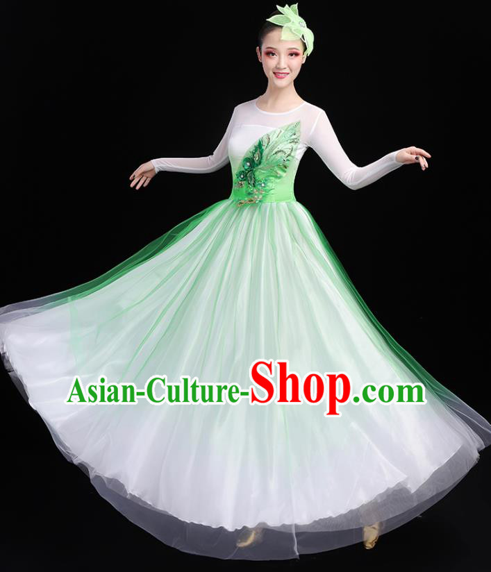 Traditional Chinese Opening Dance Costumes Stage Show Modern Dance Garment Chorus Group Green Veil Dress and Headpiece for Women