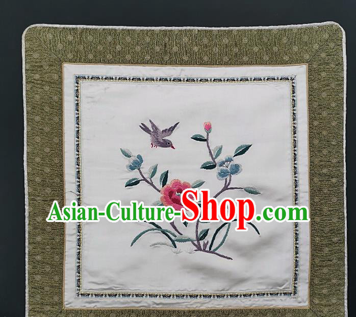 Traditional Chinese Embroidered Flowers Fabric Patches Handmade Embroidery Craft Accessories Embroidering Bird White Silk Cushion Applique