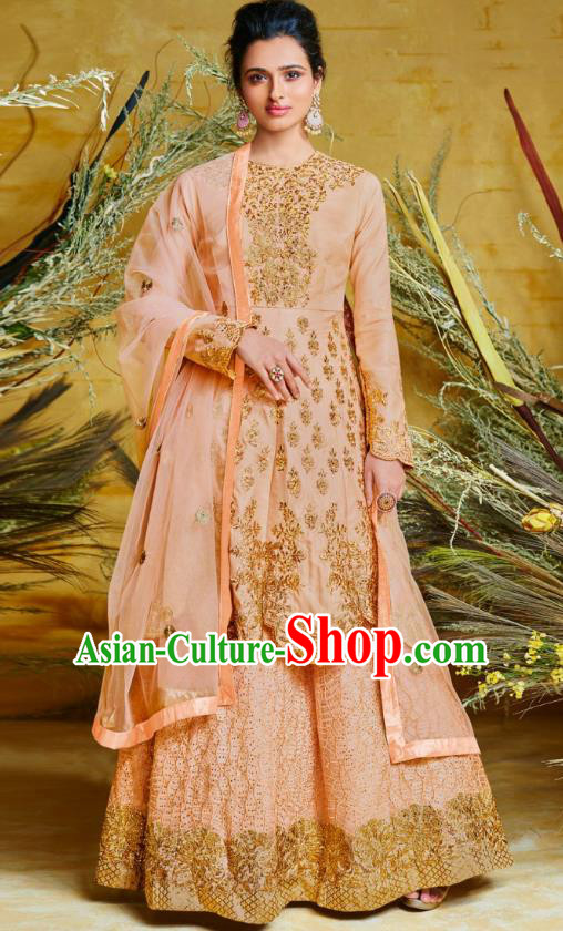 Asian India National Bollywood Punjab Costumes Asia Indian Traditional Dance Embroidered Peach Pink Crepe Blouse and Skirt Sari Full Set