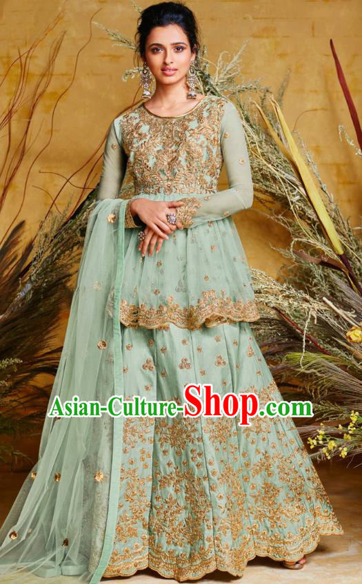 Asian India National Bollywood Punjab Costumes Asia Indian Traditional Dance Embroidered Light Green Crepe Blouse and Skirt Sari Full Set