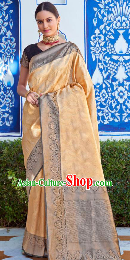 Asian India Bollywood Golden Silk Saree Asia Indian Traditional Court Princess Blouse and Sari Dress National Dance Costumes for Women